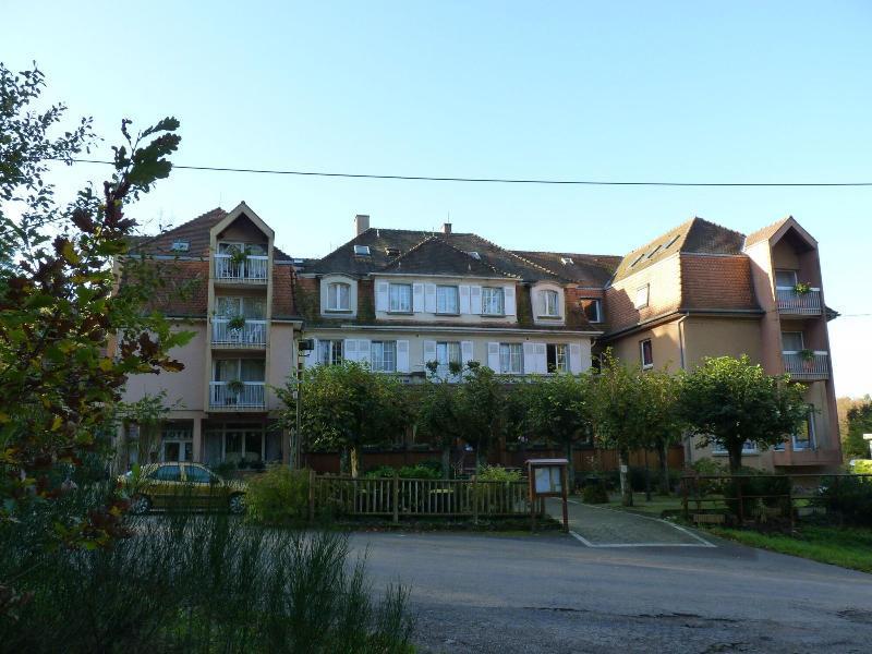 Logis Hotel Notre-Dame De Bonne Fontaine Danne-et-Quatre-Vents Exteriör bild