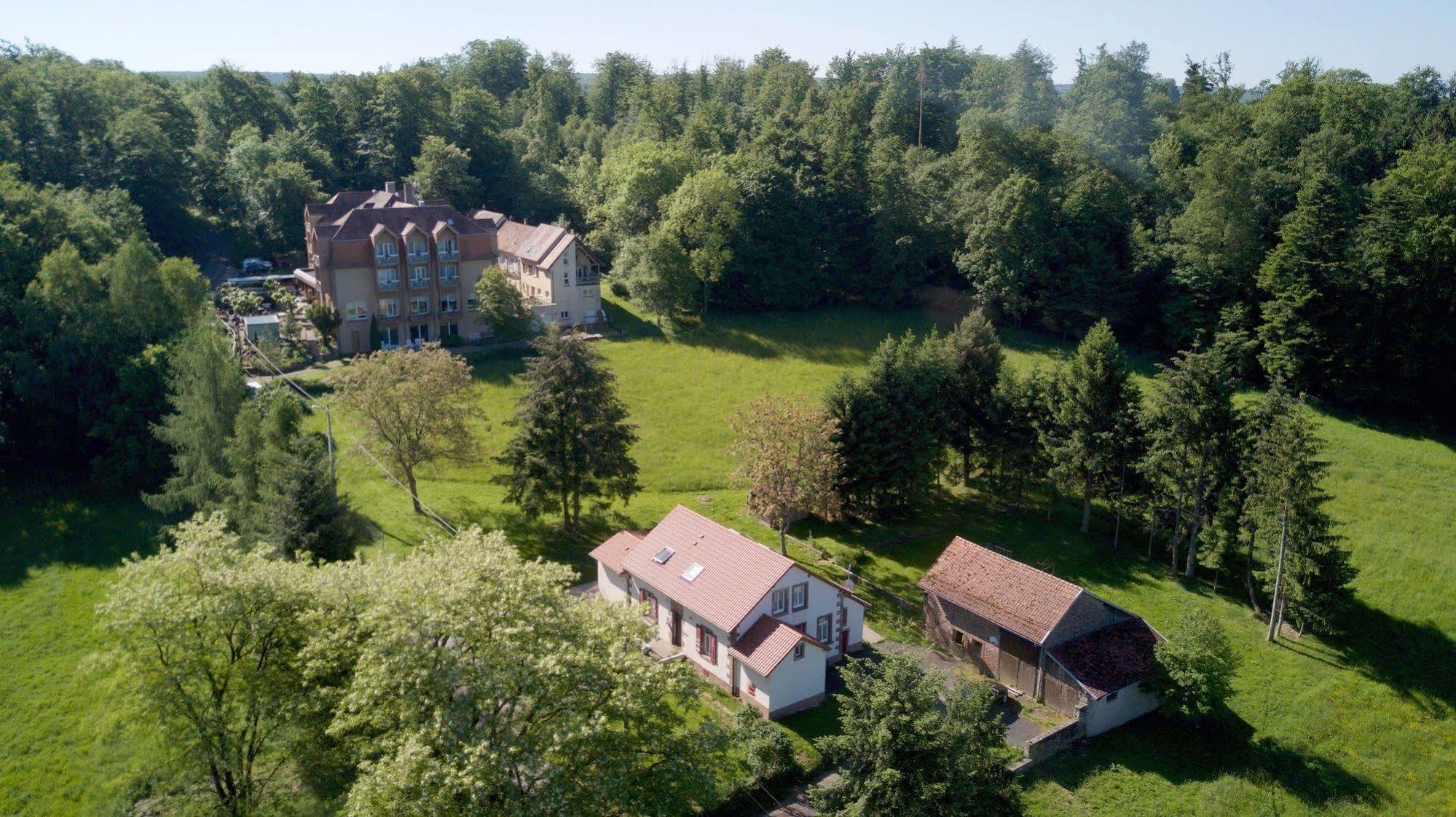 Logis Hotel Notre-Dame De Bonne Fontaine Danne-et-Quatre-Vents Exteriör bild